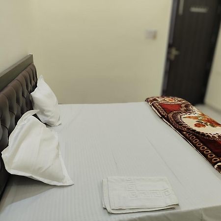 Khalilabad Hotel Dev International מראה חיצוני תמונה