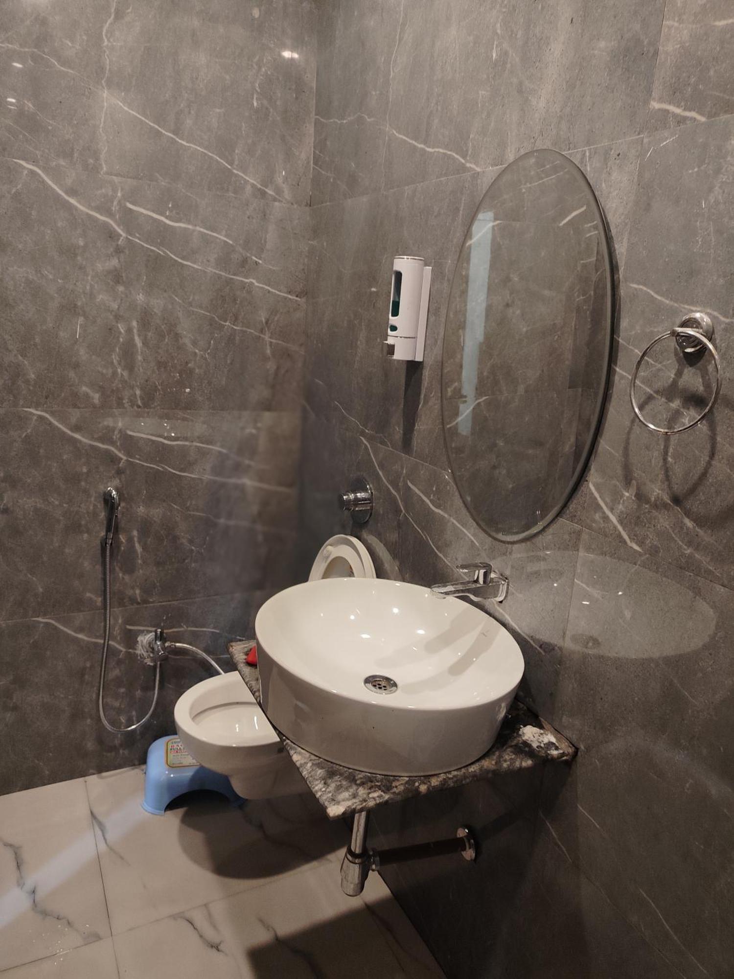Khalilabad Hotel Dev International מראה חיצוני תמונה