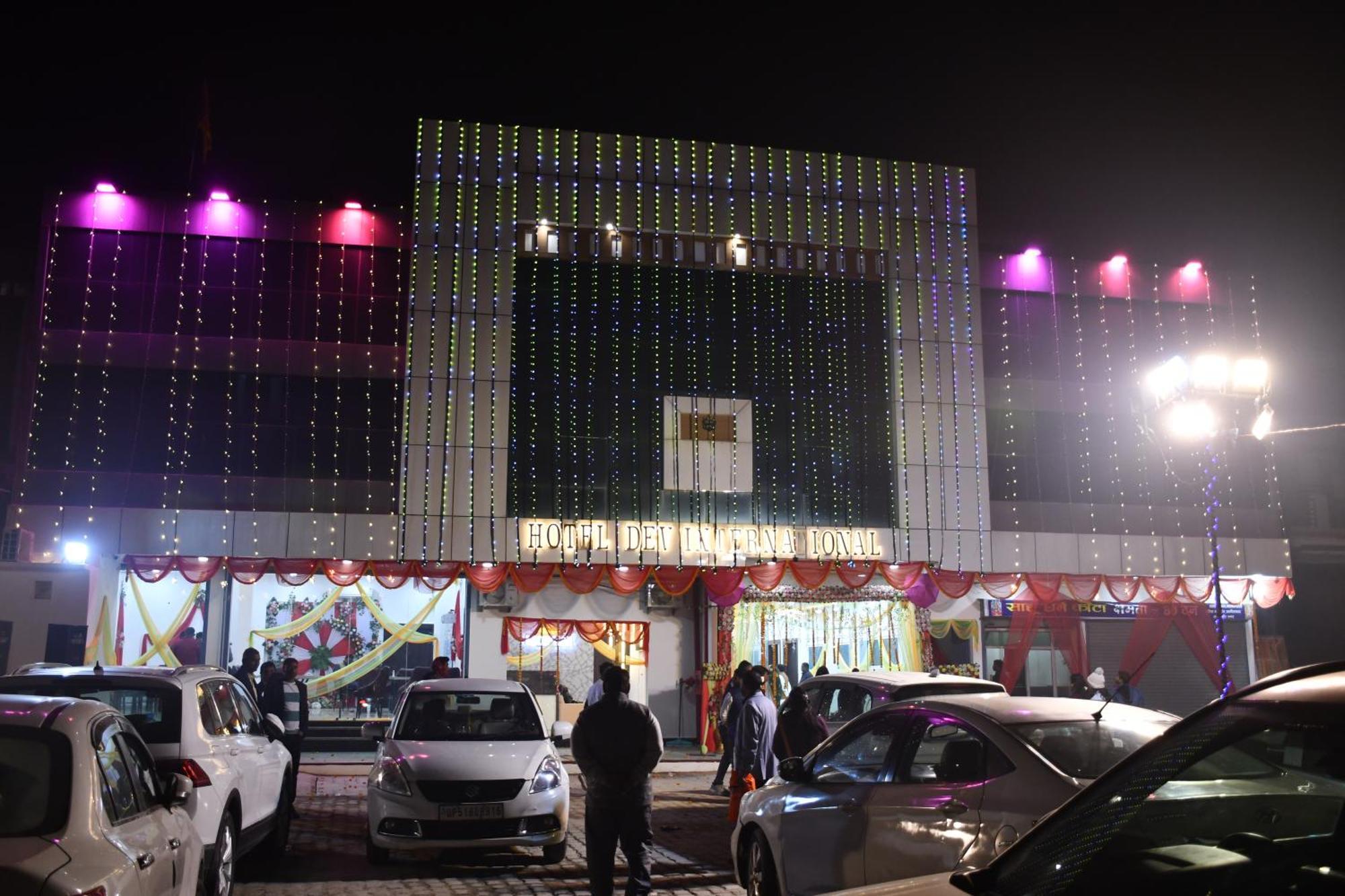 Khalilabad Hotel Dev International מראה חיצוני תמונה