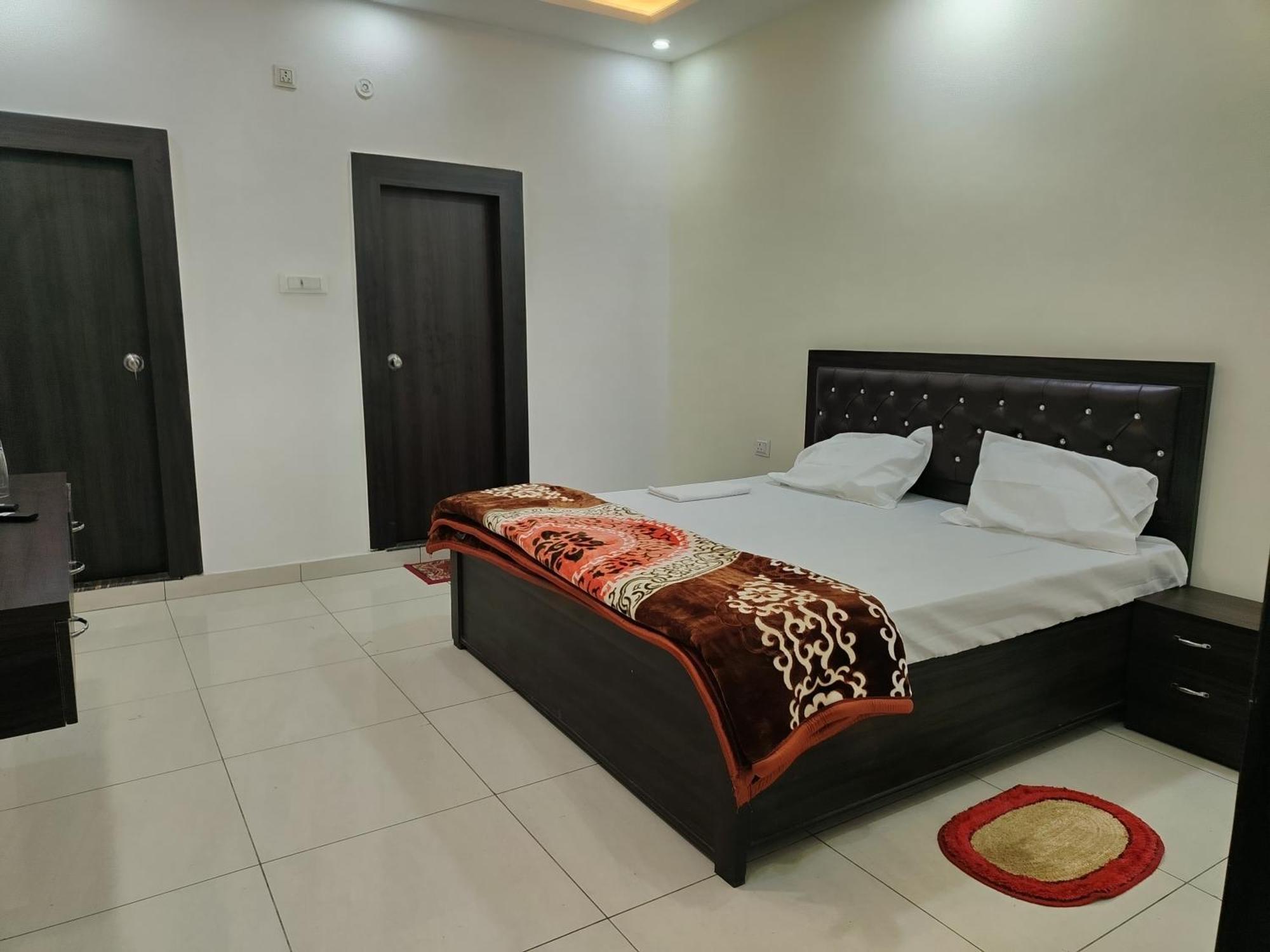 Khalilabad Hotel Dev International מראה חיצוני תמונה